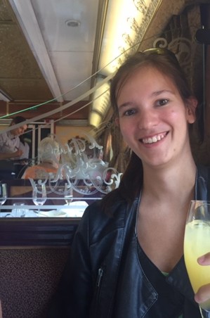 Julia Mattli aus Gipf-Oberfrick AG