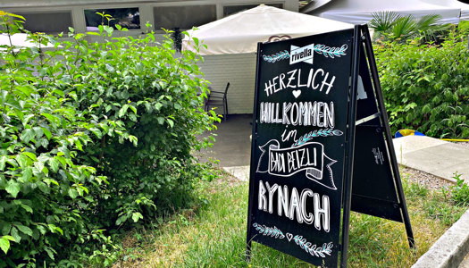 Badi geniessen nach Besuch Schulen Reinach