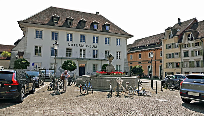 gute Erreichbarkeit der Schulen Solothurn mit Auto und es gibt genügend Parkplätze
