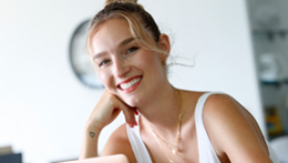 Vorschaubild des Videos «Karrieretalk mit Topmodel Manuela Frey»