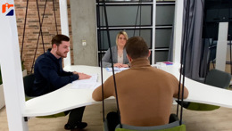 Vorschaubild des Videos «Kunden im Finanzwesen kompetent beraten dank dem eidg. Fachausweis in Finanz- und Rechnungswesen»