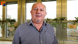 Vorschaubild des Videos «Eidg. FA Detailhandelsspezialist / Detailhandelsspezialistin vs. Verkaufsfachmann / Verkaufsfachfrau»