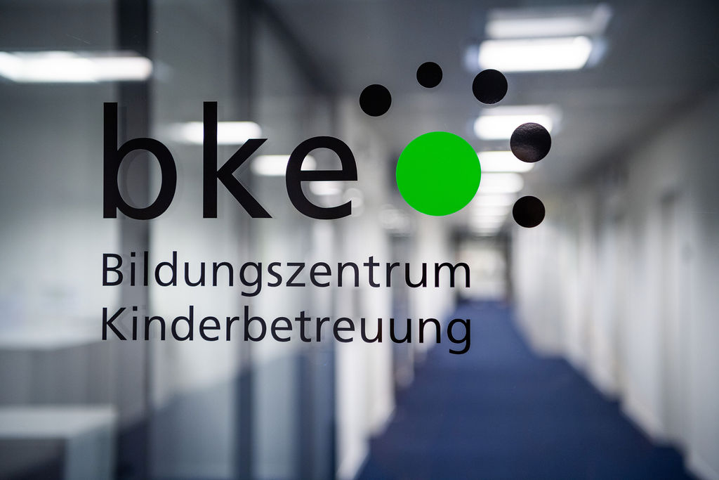 Bildungszentrum Kinderbetreuung - kurz bke