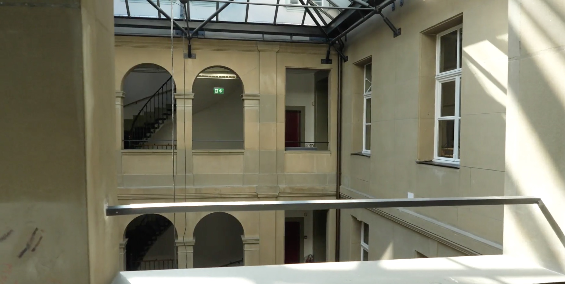 Innenhof der Schule bsd. Bern