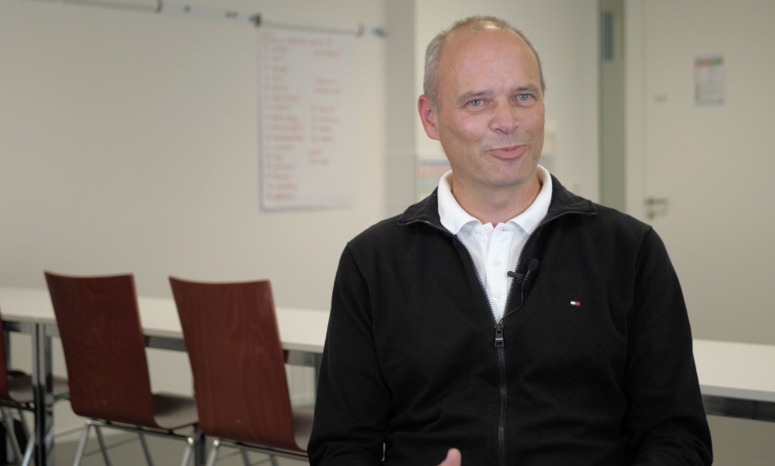 Portrait-Foto Armin Riebli