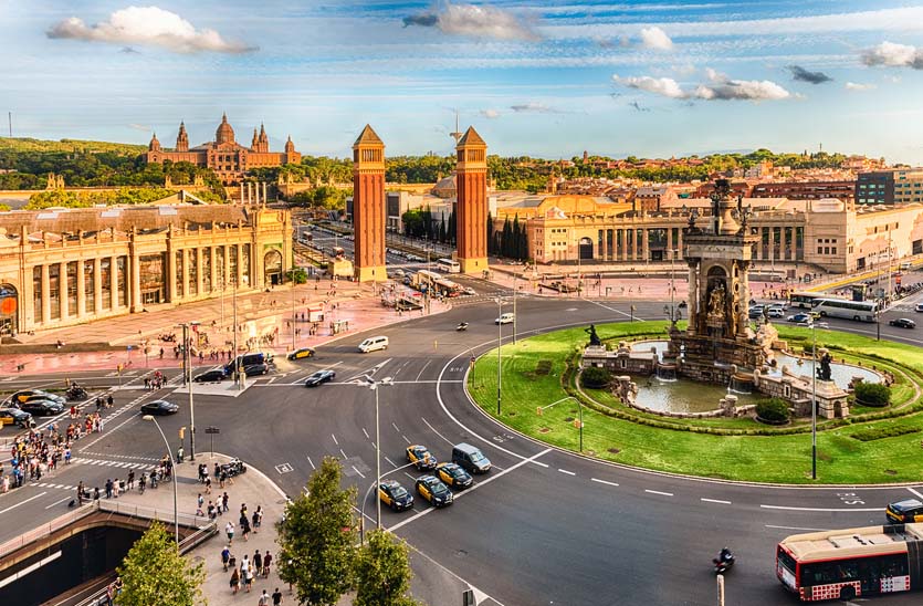 Der Placa d’Espanya – wichtigster Knotenpunkt Barcelonas