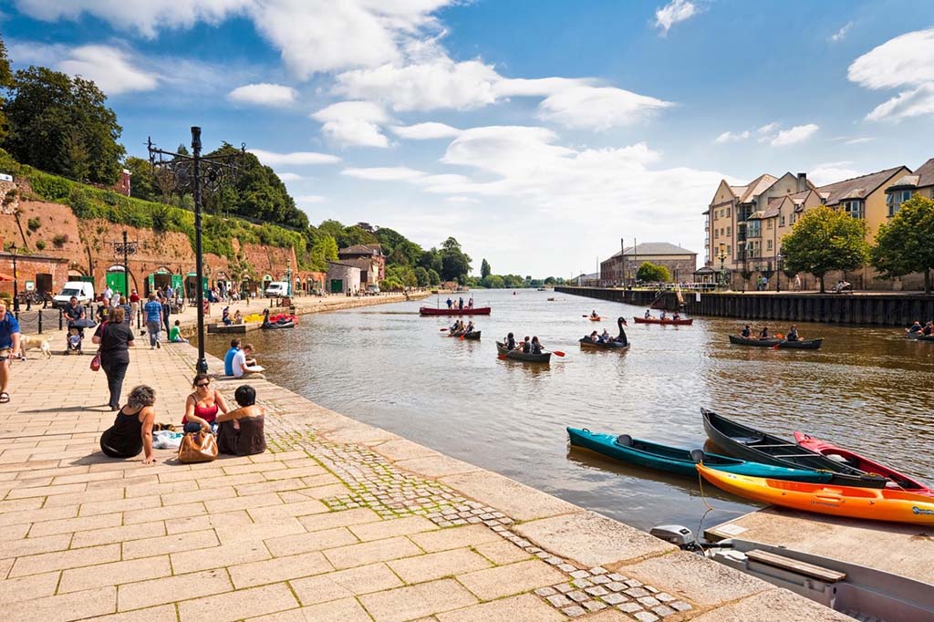 Uferpromenade in Exeter